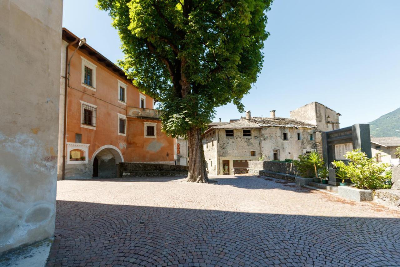 Il Como' Della Civetta - Taverna “La Fenice” Stazzona Экстерьер фото